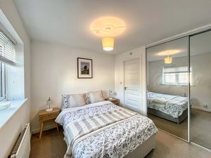 Photo 5- click for photo gallery